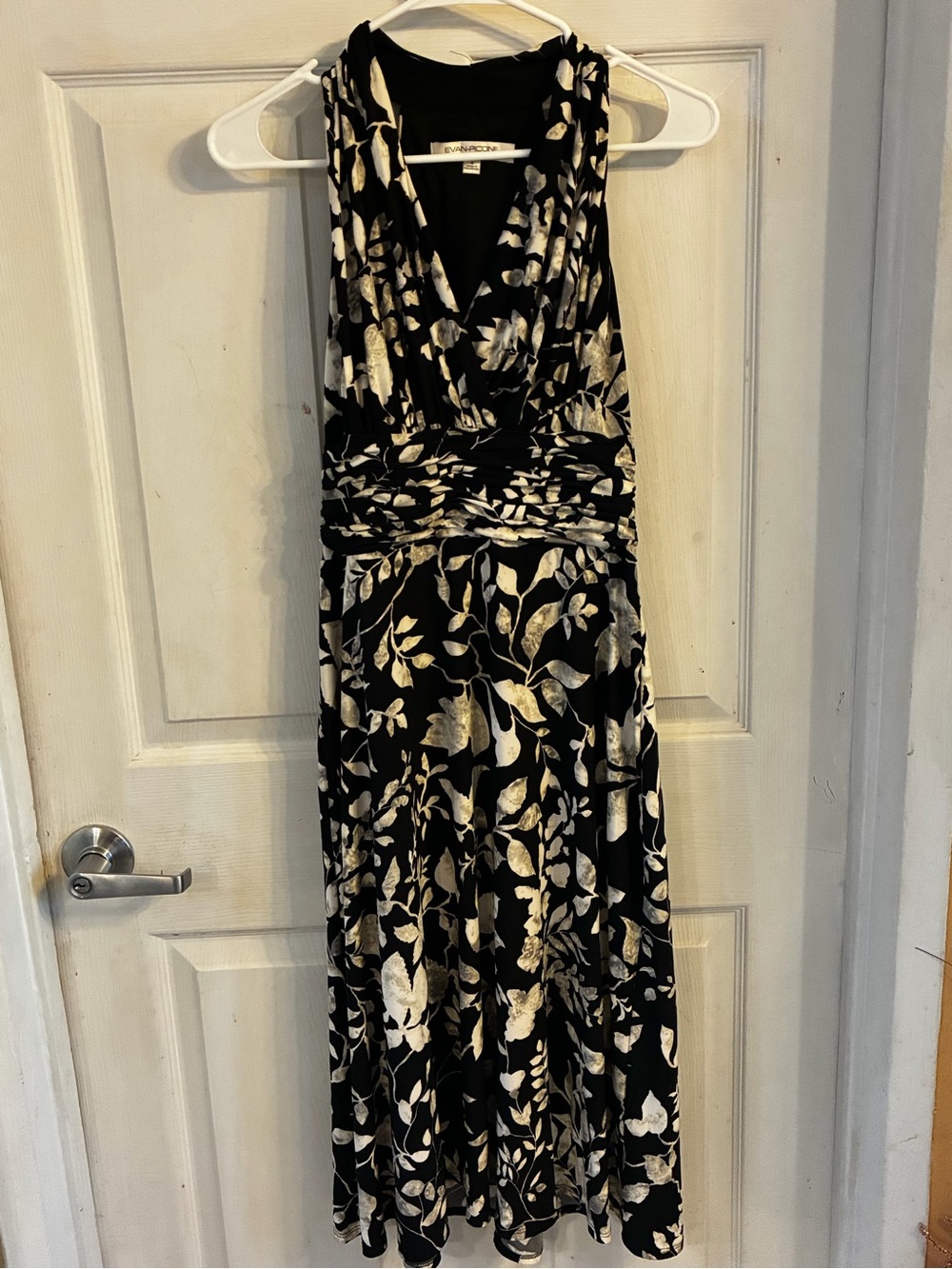 Evan-Picone Black/Cream Floral ruched empire waist sleeveless midi dress Size 4